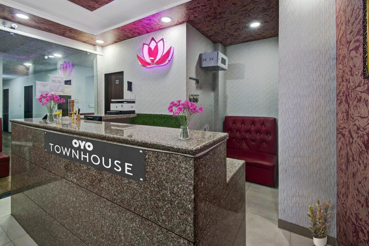 Hotel Townhouse The Lotus Džajpur Exteriér fotografie